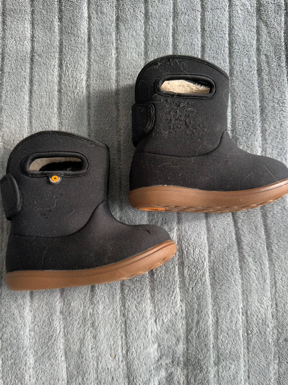 Bogs Kids Black and Brown Pull-On Winter Boots